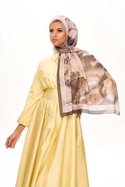 MOISCARF Souffle du Matin Френски копринен шал с мотиви в кафяво