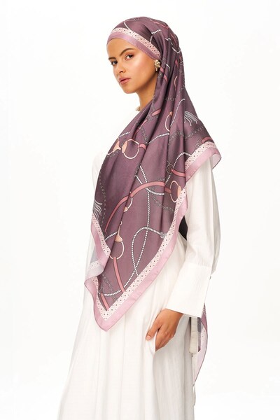 MOISCARF Mystique Violet Refined Jan Jan Chain Patterned Shawl Dark Purple