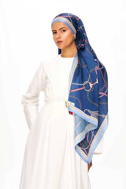 MOISCARF Mystique Violet Refined Jan Jan Chain Patterned Shawl Navy Blue