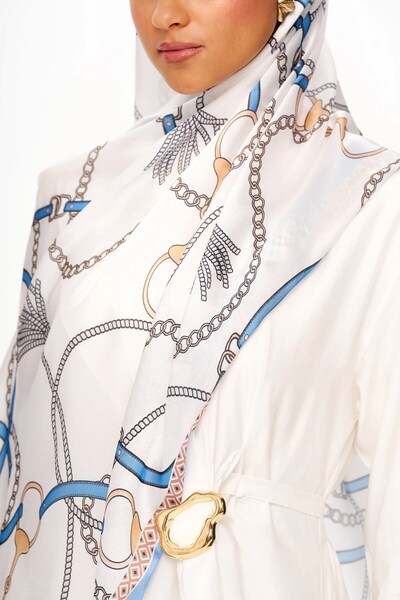 MOISCARF Mystique Violet Refined Jan Jan Chain Patterned Shawl Ecru