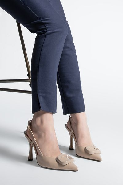 Marjin Pantofi cu toc cu cataramă cu cataramă cu vârf ascuțit pentru femei Velton Beige