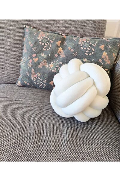 ÖrgüYastik Pernă cu bile de culoare Ecru cu nod tricotat