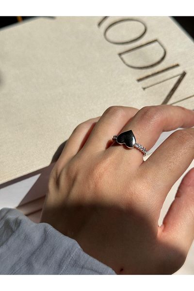 LEROSY CO Silver Color Heart Figured Stone Detailed Women's Steel Ring – Elegant and Meaningful Design |   Lerosy Co.