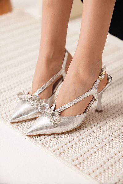 ripuvainen Orvelle Women's Patent Leather Buckle Detailed Evening Dress Heeled Shoes - Silver