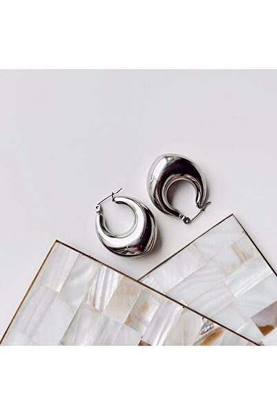 Vesce Atelier أقراط فولاذية رمادية اللون من V Bombe