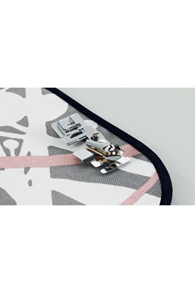 Brother Piciorus pentru atasat bentita F014N