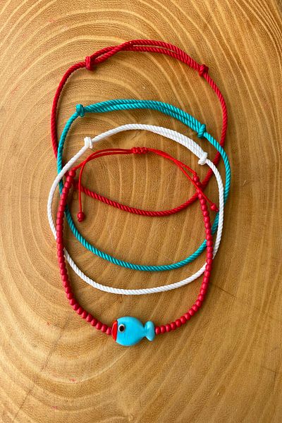 Shepidi 4 Pcs Blue Murano Fish and Beads, Red Blue White String Anklet