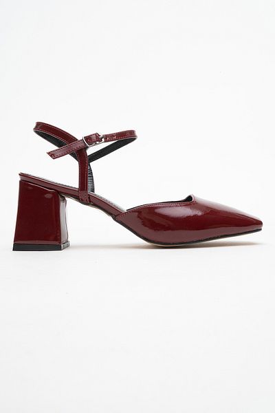 Ataköy Ayakkabı Women's Open Back Thick Heel Shoes