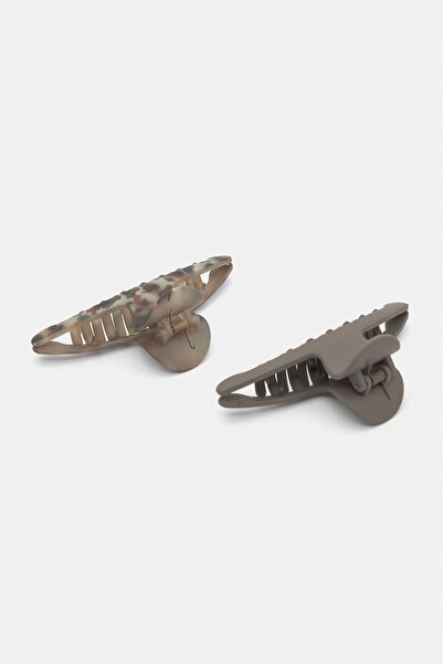 Pull & Bear Pack of 2 fur clips