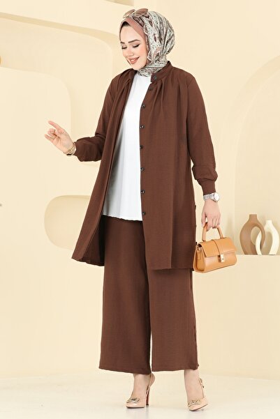 ModaMerve Yırtmaç Düğmeli Tesettür Takım 3100HBS856-MS Kahve