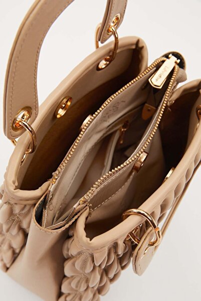 Levidor Mink Logo Detail Handbag