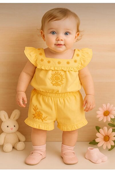 Necix's Üzeri Nakışlı Kız Bebek Şortlu İkili Takım