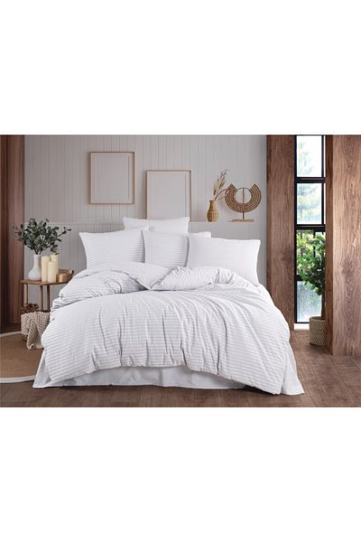 Beğenal White Colored Natural Striped Double Duvet Cover Set