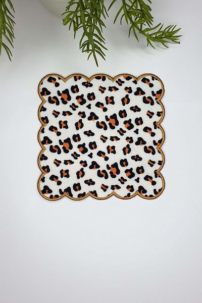 decofav Orange Black Leopard Patterned Embroidery Edge Fabric Cocktail Napkin 1 Piece