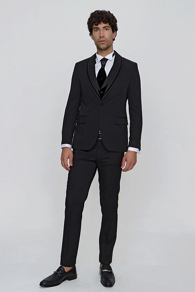 Morven Men's Black Korean Imported Up-Do Collar Groom's Tuxedo