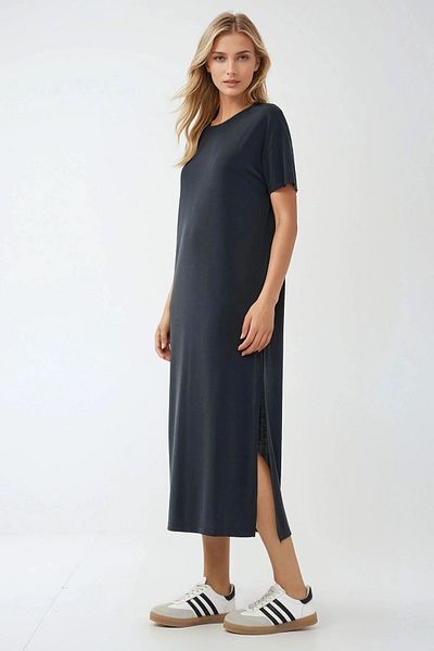 Hiccup Relaxed Cut Midi Dress
