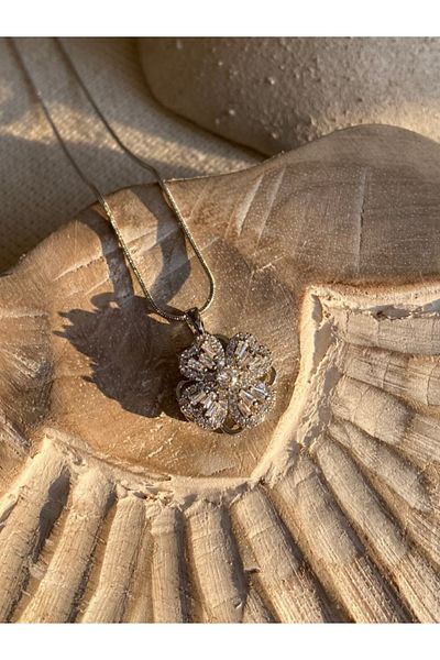 Brethils Zircon Stone Fine Detailed Stress Relief Rotating Clover Necklace Guaranteed Not to Tarnish Shipped in Gift Box