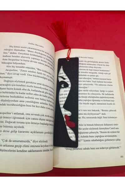 Katmanist Bookmark - Red Lip Woman Silhouette
