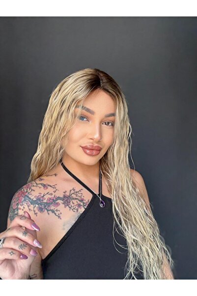 Suzan Peruk Yıkanıp Çıktığında Doğal dalgası olan Ombreli Sarı Hayalet Tül Peruk-Tepe kısmı Heryöne ayrım olur