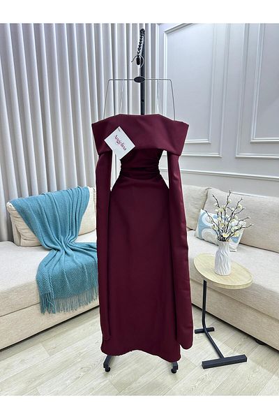 Angelinaa Hanouf's dress