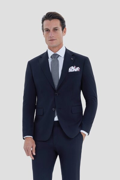 Sabri Özel Mono neck suit black