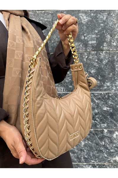 Just Polo Women's Quilted Gold Chain Shoulder Bag
