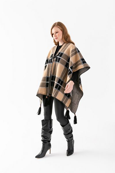 T Crazy T-Crazy Plaid Pattern Fisherman Stitch Patterned Woven Knitwear Poncho, Leather and Button Detail Tassel Poncho