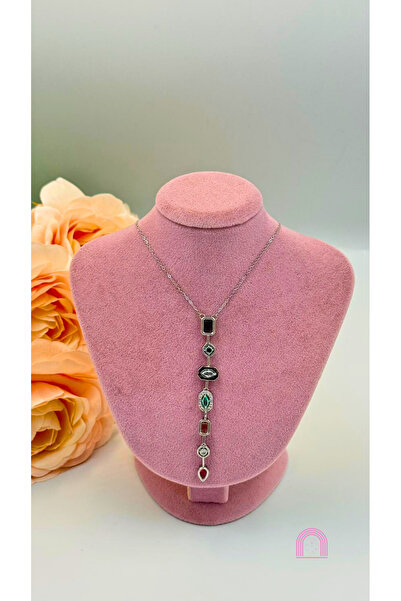 Moond Accessories قلادة فضية على شكل حرف Y من الحجر الفولاذي الملون