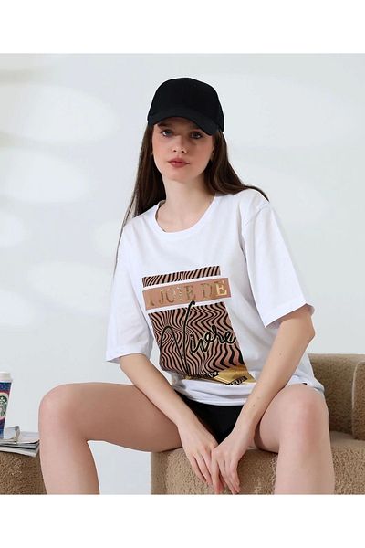 STILVANA Oversize T-Shirt with Foil Stripes