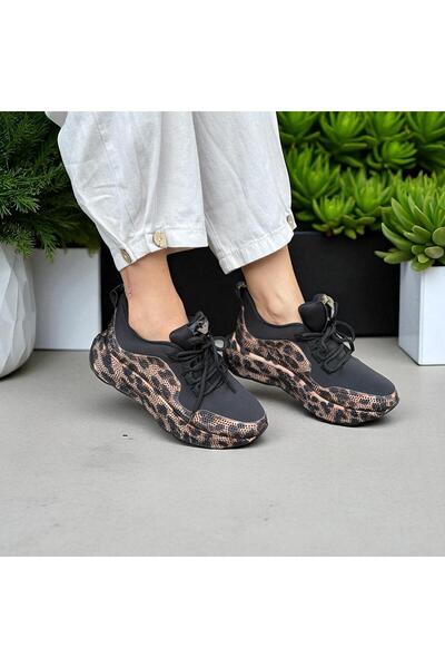 İvil Women's Patterned Stone Detailed High-Sole Walking Shoes