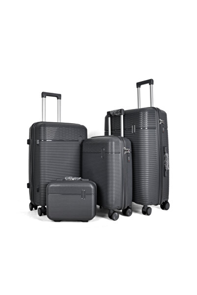 Living High-Durability Luggage Set – 4 Pieces Ideal for Short and Long Trips.