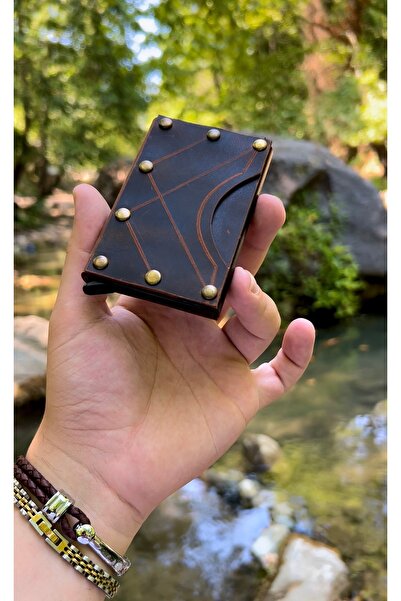 Takı Zanaatkarı حامل بطاقات مصنوع من جلد العجل الأصلي بسعة 7 بطاقات