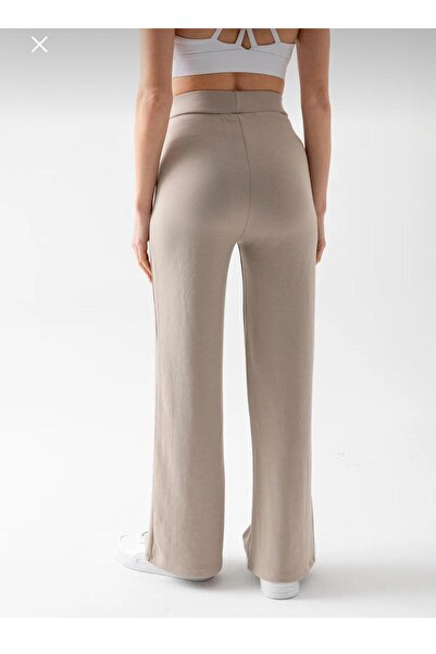 PANTALONE Pantaloni de dama de culoare piatra cu picor lat tesatura modal