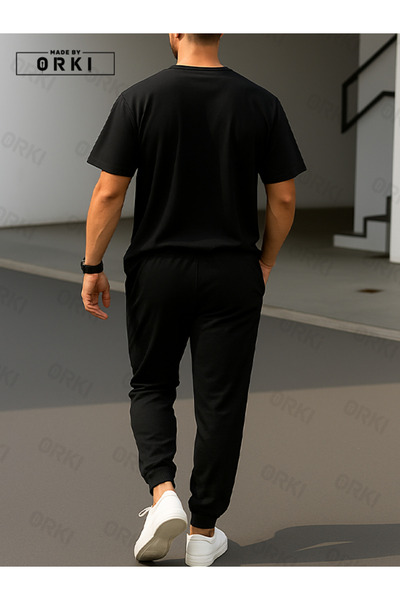 EFFRENATU Power Fit – Oversize Black T-Shirt & Black Pants Jogger Tracksuit Set