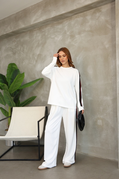 02Lady Fashion Piping Detailed Wide Leg Modal Fabric Tracksuit Set