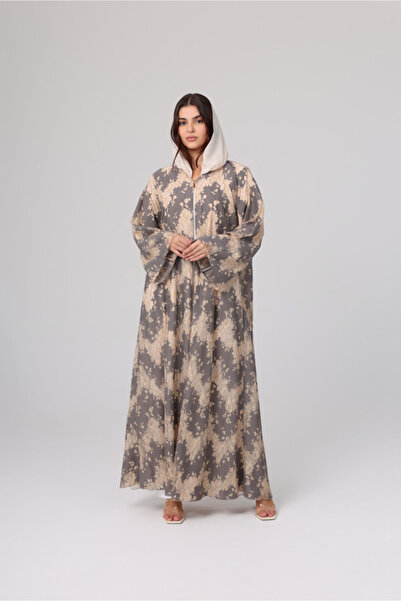 IKKXA عباية واسعة بنقشة زهور