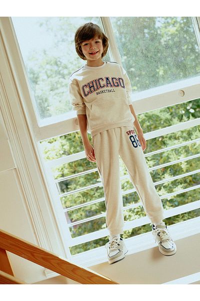LC Waikiki Quality Parts from Celebi Store |   Ecru Chicago Embroidered Boy's Sweatshirt