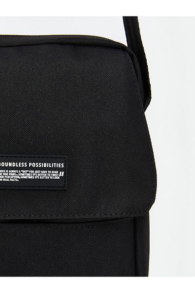 LC Waikiki Quality Parts from Celebi Store |   Black Zippered Men's Chest Bag