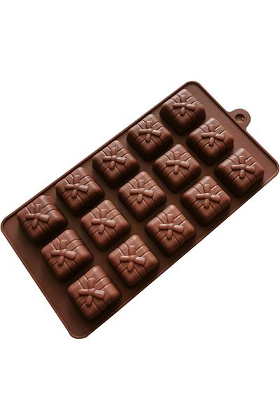 Generic Multi-Purpose Silicone Baking Mold with 12 Cavity Decorative Heart and Flower Patterns for Cakes