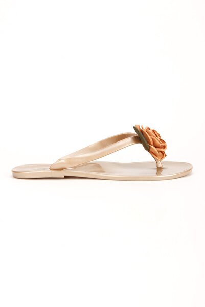 OZYO Σαγιονάρες με λουλούδια σε σκούρο μπεζ χρώμα