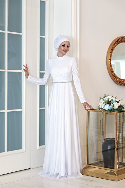 miss newal Işıl Büyük Beden Renkli Kumaş Taşlı Tesettür Abiye Beyaz