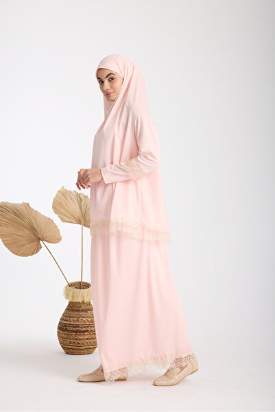 AKPİYYER Δύο κομμάτια ρόμπα προσευχής με κορδόνια