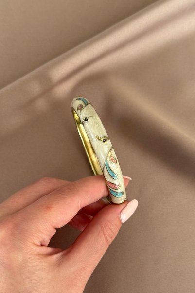 laria jewelry Colorful Enamel Handcuff Bracelet
