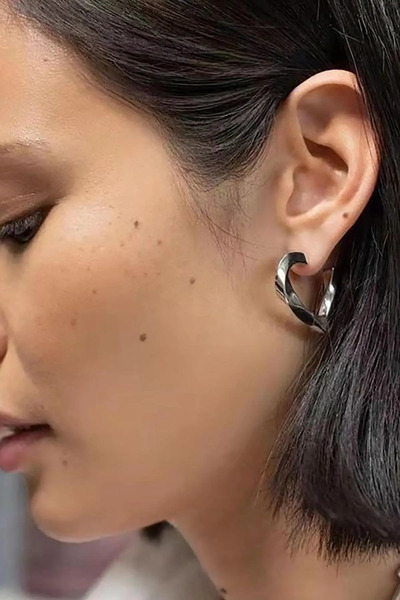 Mutenaura Minimal Design Steel Earrings