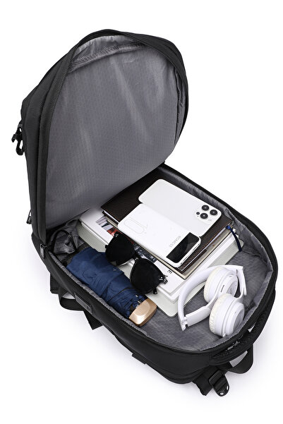 CACTİVE 17,3 İnç Laptop Bölmeli, Ortopedik Sırt Destekli Su Geçirmez Erkek Sırt Çantası CTV8682 Siyah