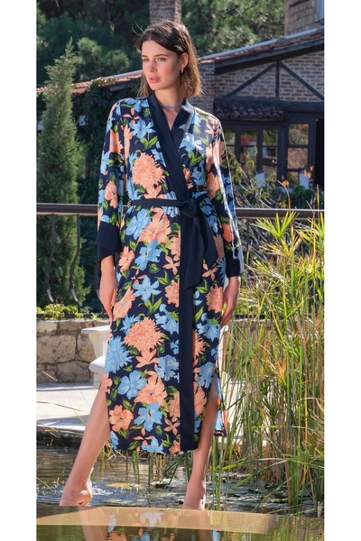 NightLove ثوب نوم بحزام منقوش بالزهور والأوراق من موناميز 22014