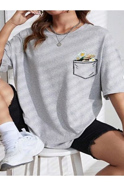 Ferhatlı Women Daisy Pocket Custom Printed Colorful Oversize Combed Cotton Crewneck T-Shirt