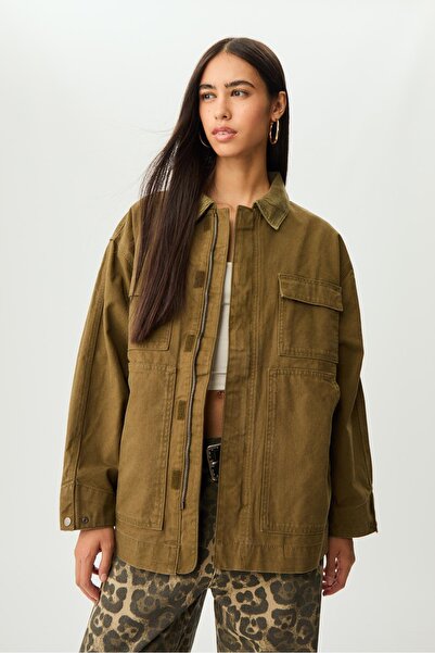 Stradivarius Contrast jacket with pockets