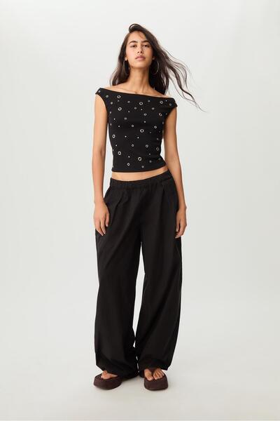 Stradivarius Kuşgözü Detaylı Tişört