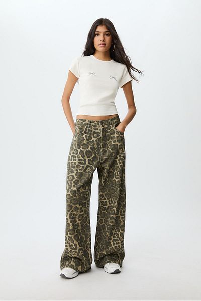 Stradivarius Shimmer T-shirt